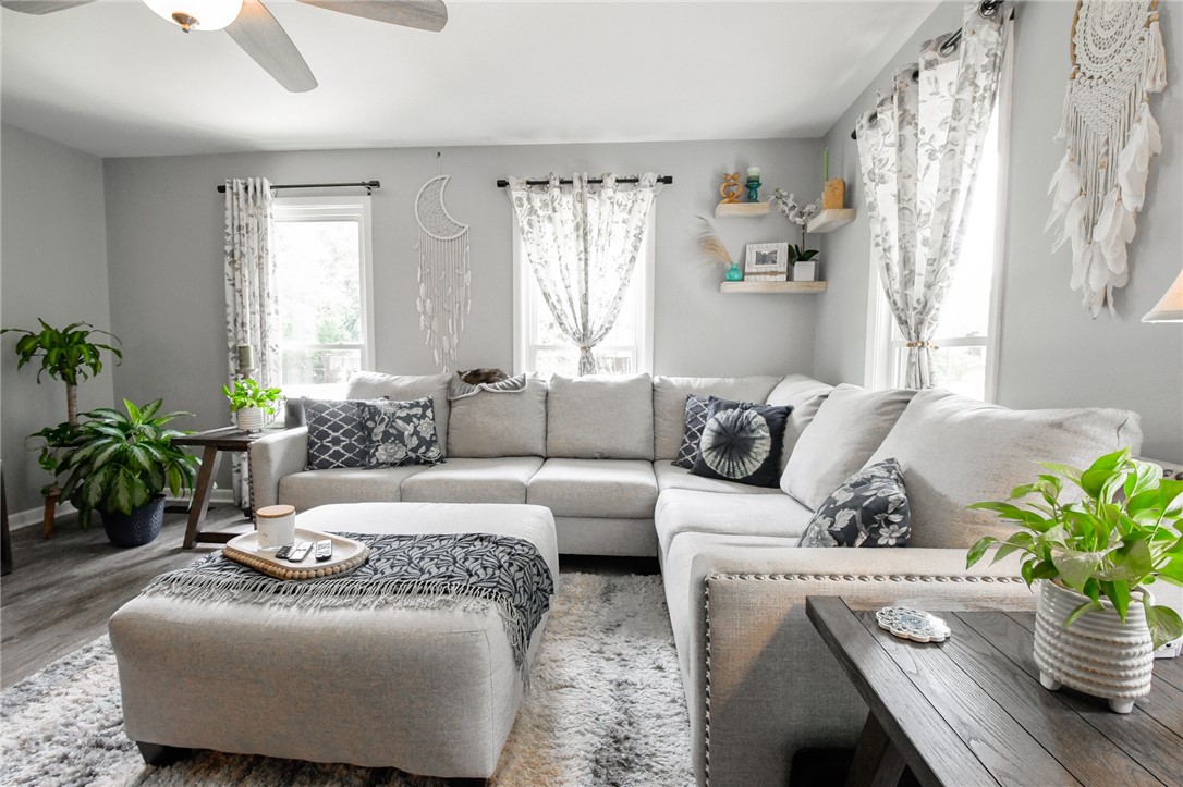 1105 E SAMFORD AVENUE