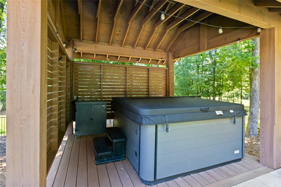 1420 FALLS CREST DRIVE