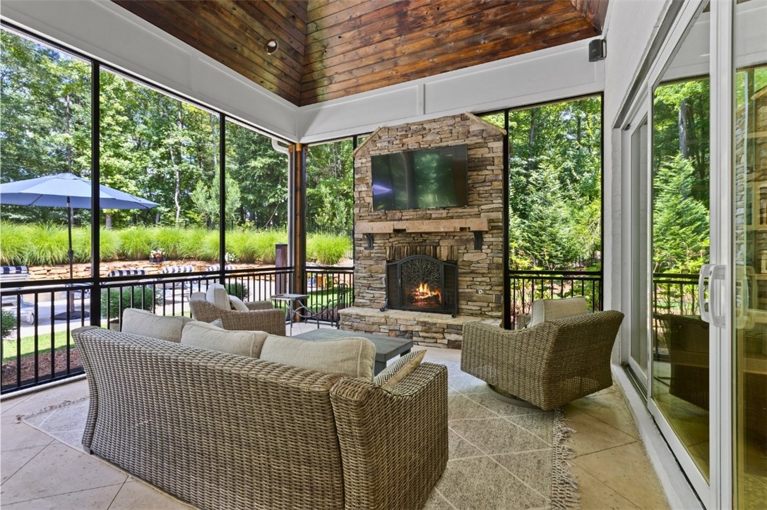 1420 FALLS CREST DRIVE