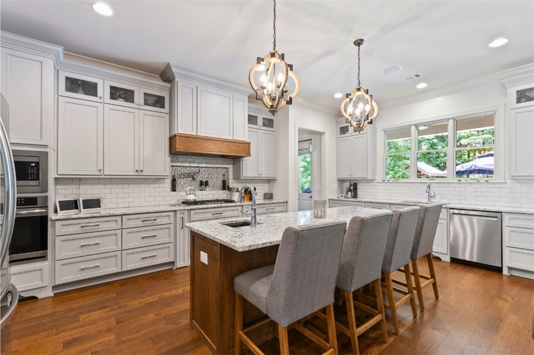 1420 FALLS CREST DRIVE