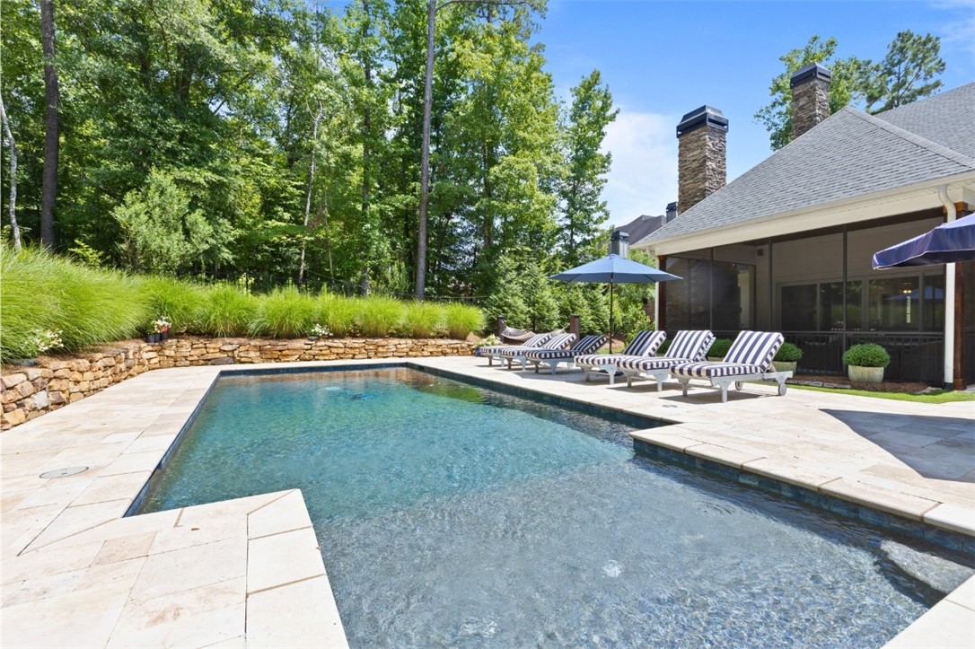 1420 FALLS CREST DRIVE