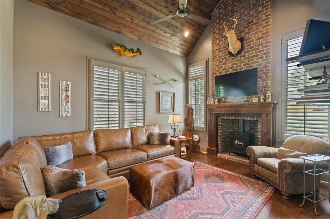 1420 FALLS CREST DRIVE