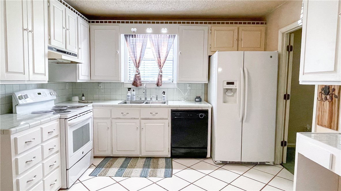 404 LEE ROAD 118 N/A