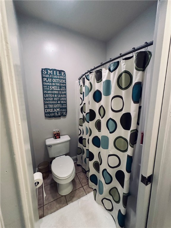 815 MILLERS POINT ROAD