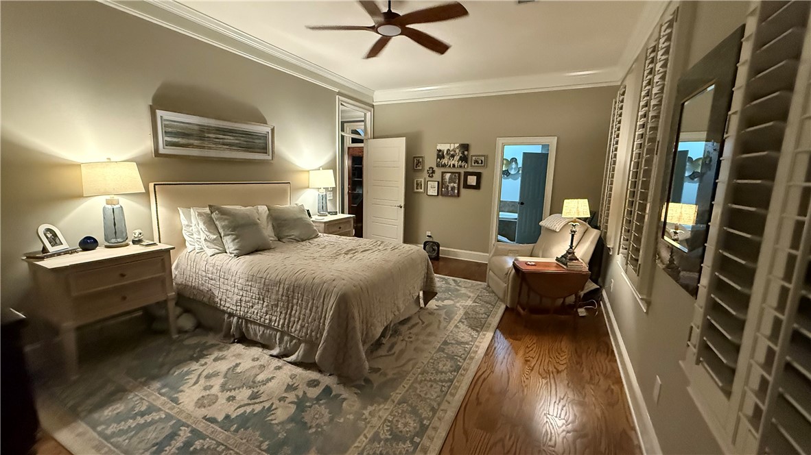 815 MILLERS POINT ROAD