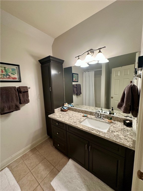 815 MILLERS POINT ROAD