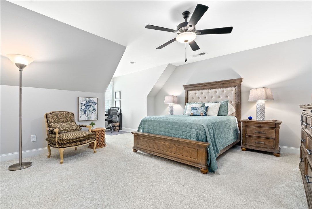 523 CLOVERDALE DRIVE