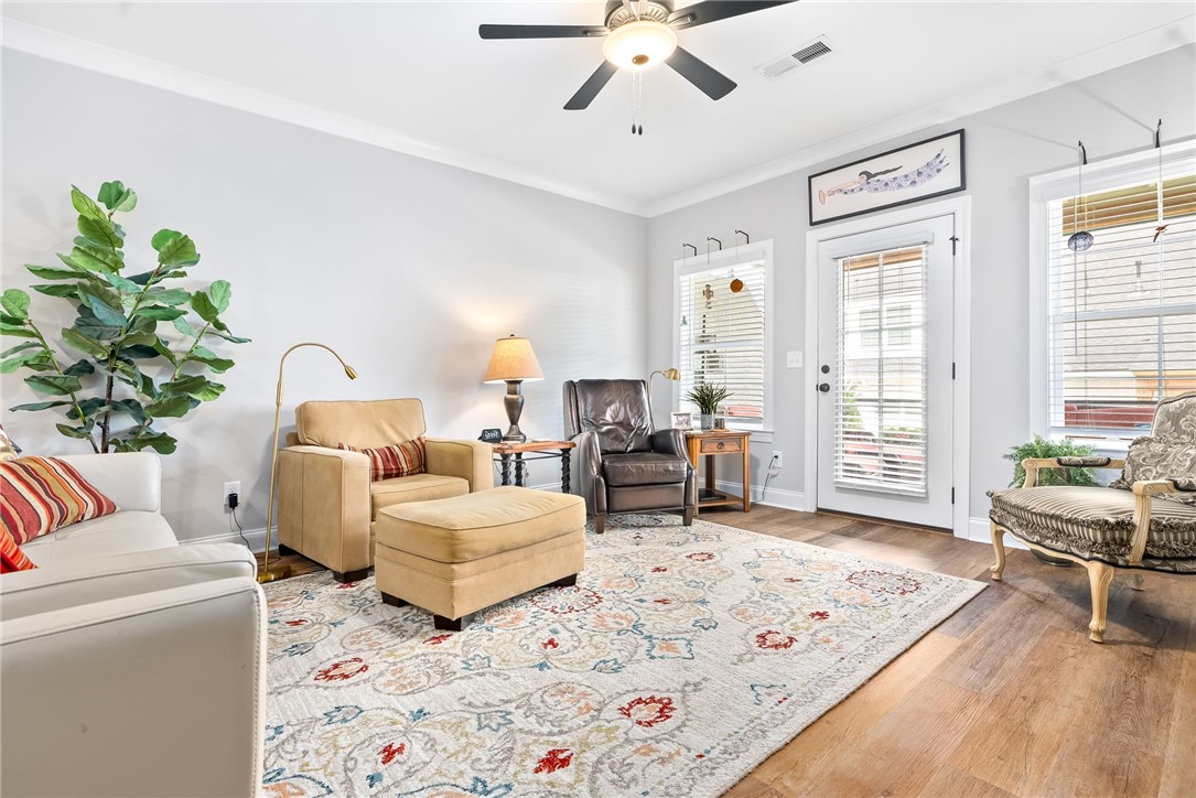 523 CLOVERDALE DRIVE