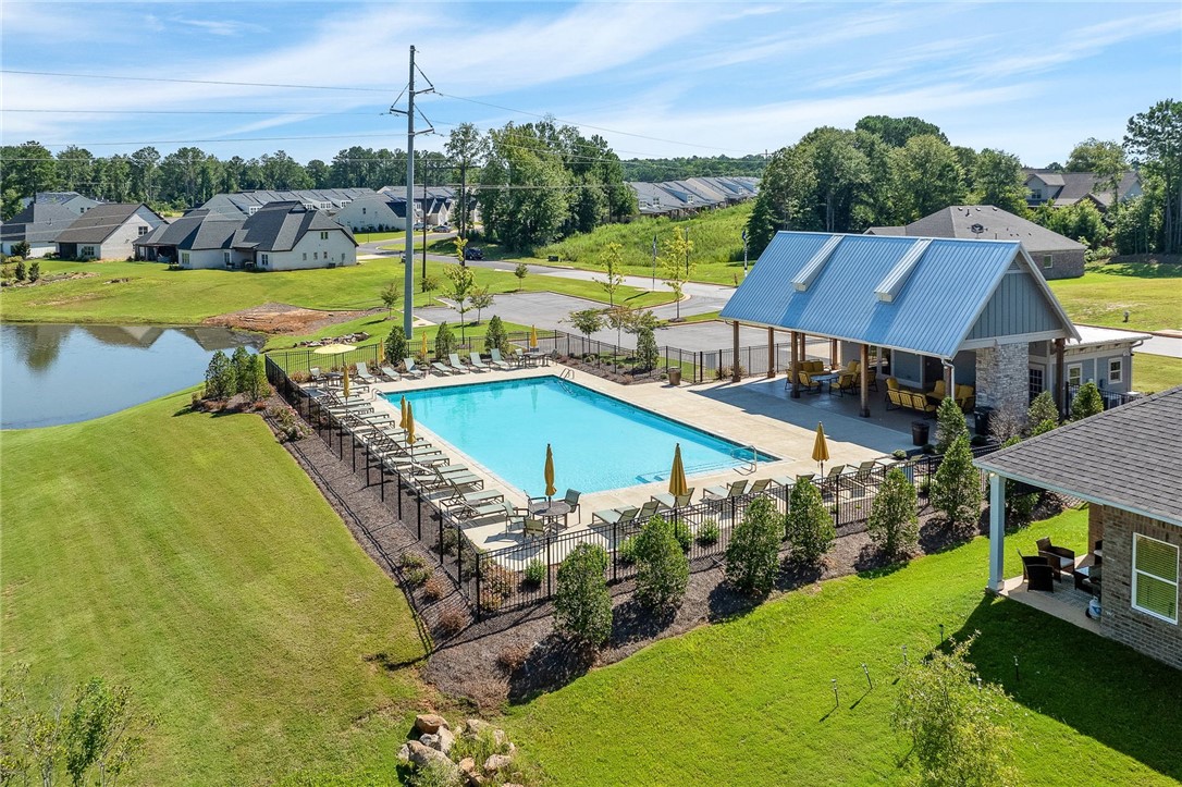 523 CLOVERDALE DRIVE