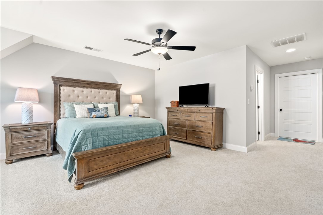 523 CLOVERDALE DRIVE