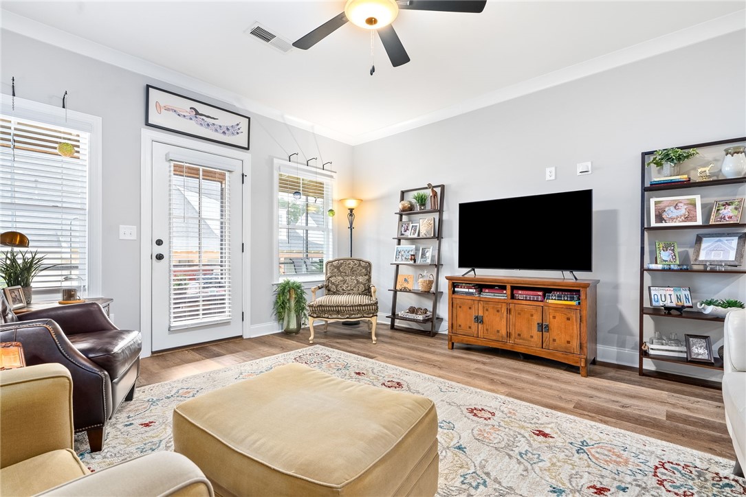 523 CLOVERDALE DRIVE