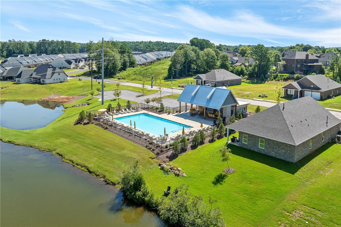 523 CLOVERDALE DRIVE