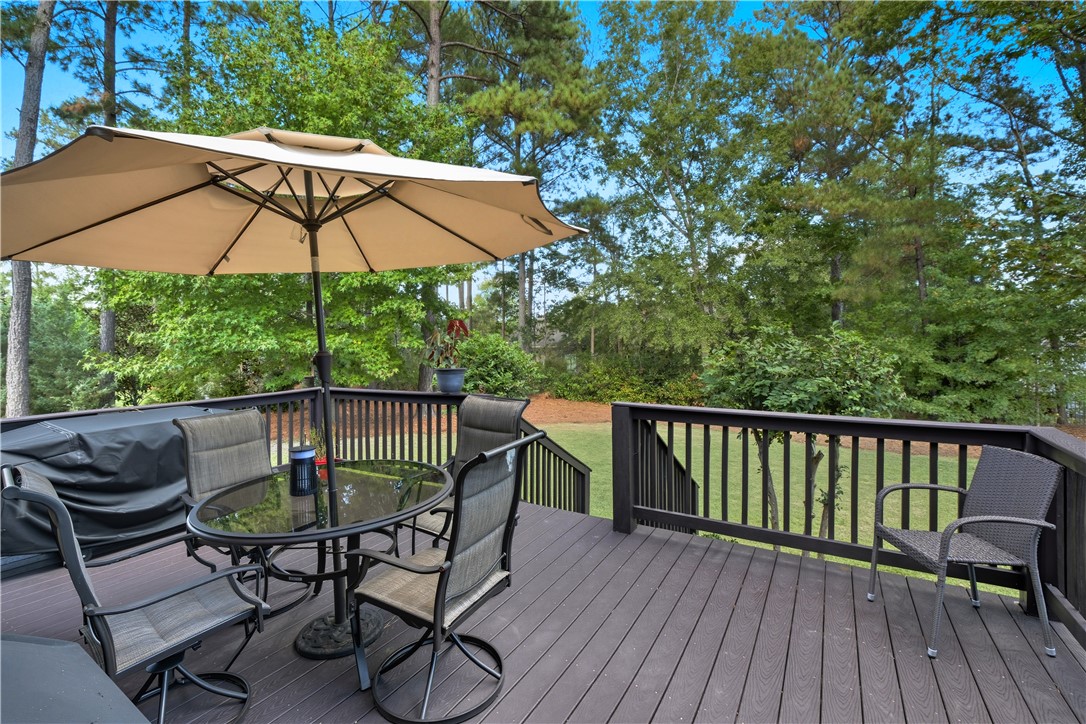 1703 GLENDALE CIRCLE