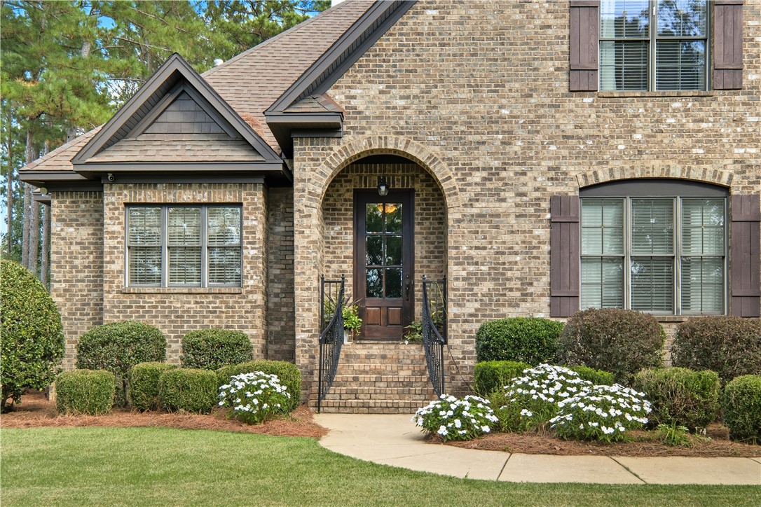 1703 GLENDALE CIRCLE