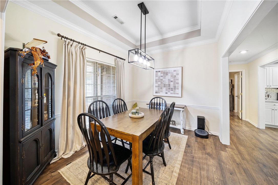 1531 FALLEN OAKS COURT