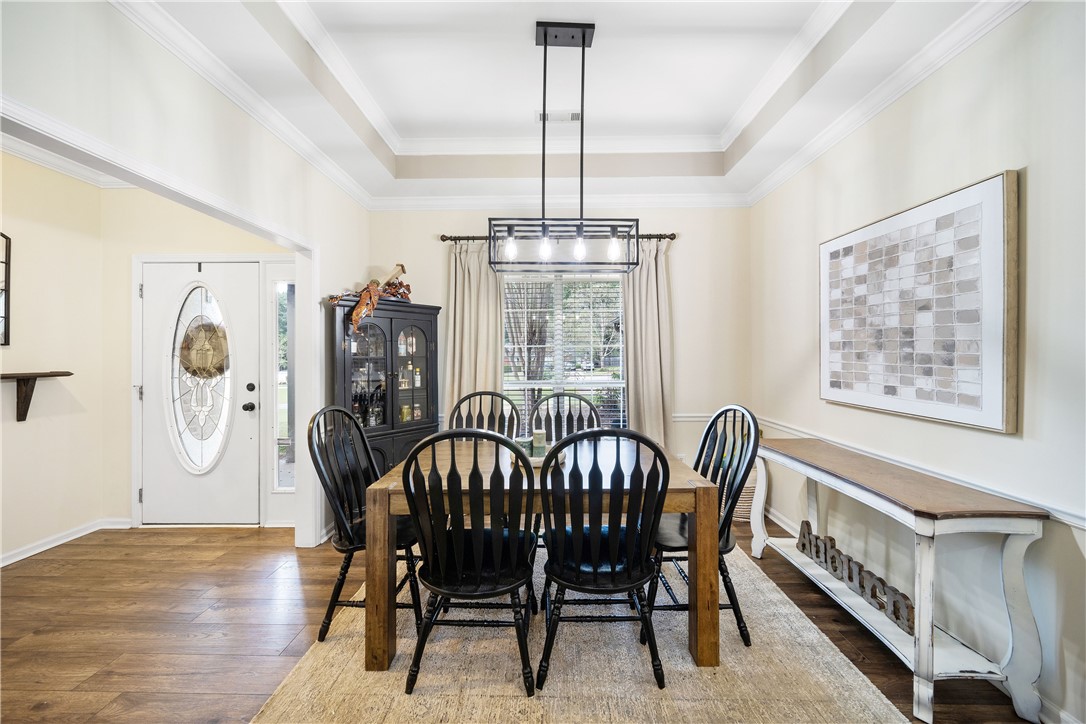 1531 FALLEN OAKS COURT