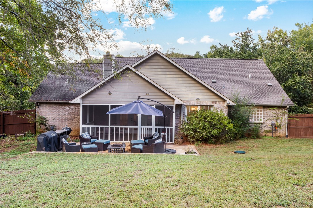 1531 FALLEN OAKS COURT