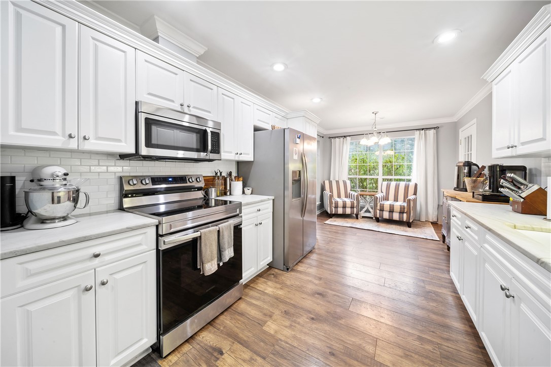 1531 FALLEN OAKS COURT