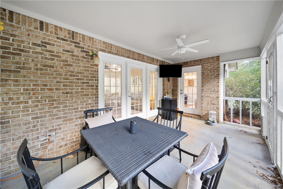 1531 FALLEN OAKS COURT