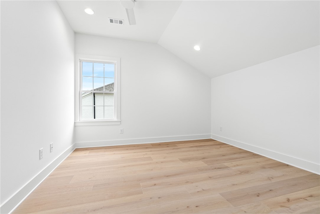 800 SUMMERLIN CIRCLE