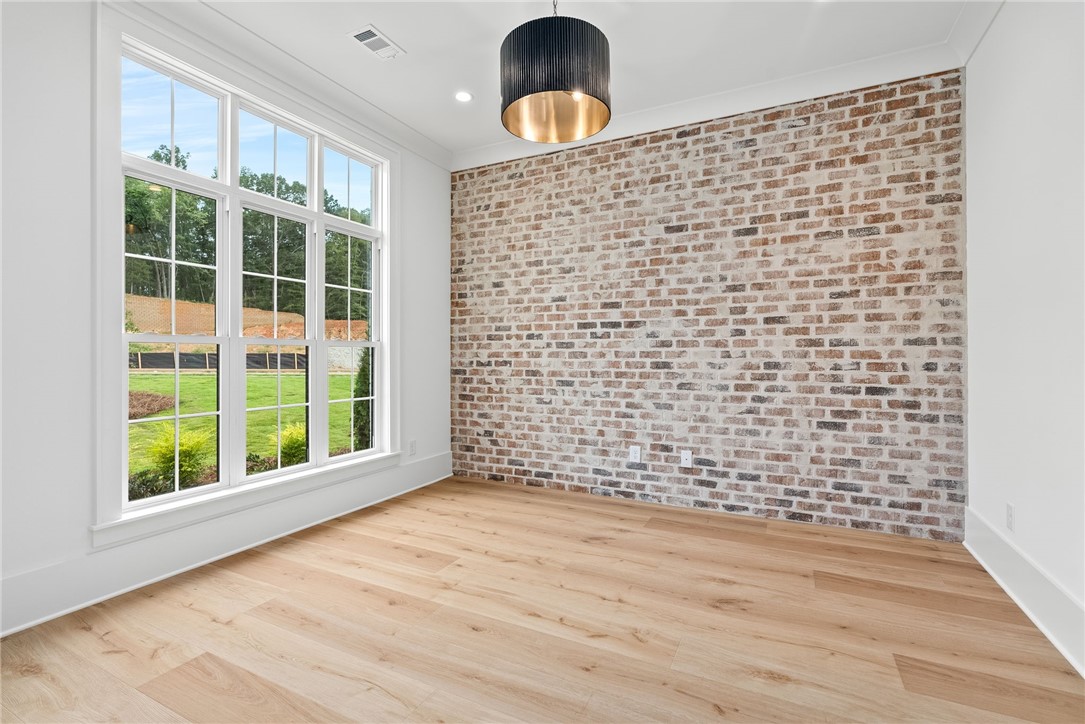 800 SUMMERLIN CIRCLE