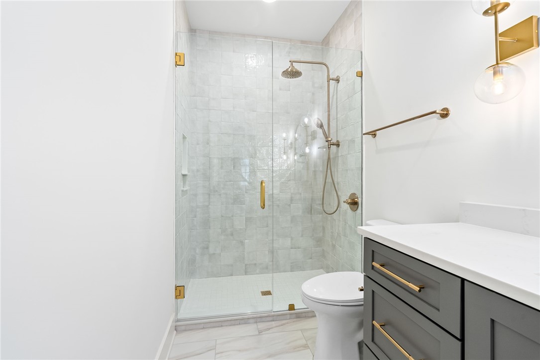 800 SUMMERLIN CIRCLE