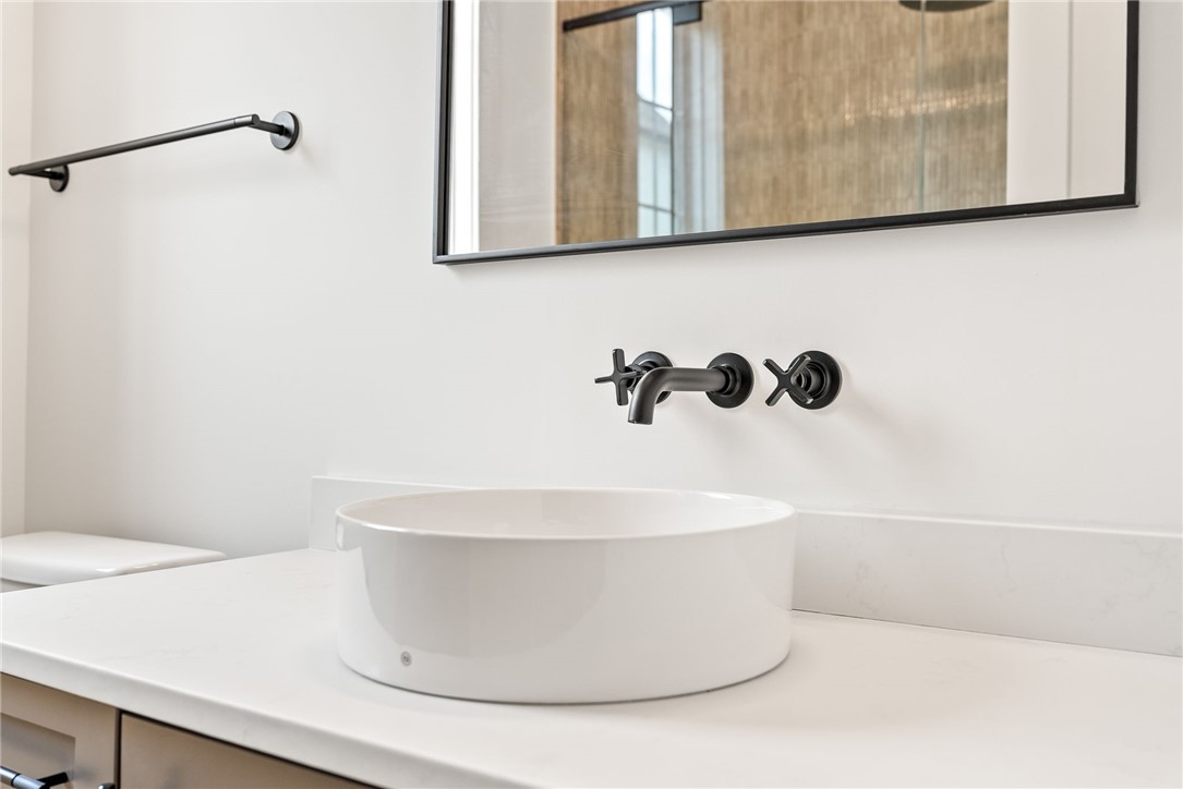 800 SUMMERLIN CIRCLE