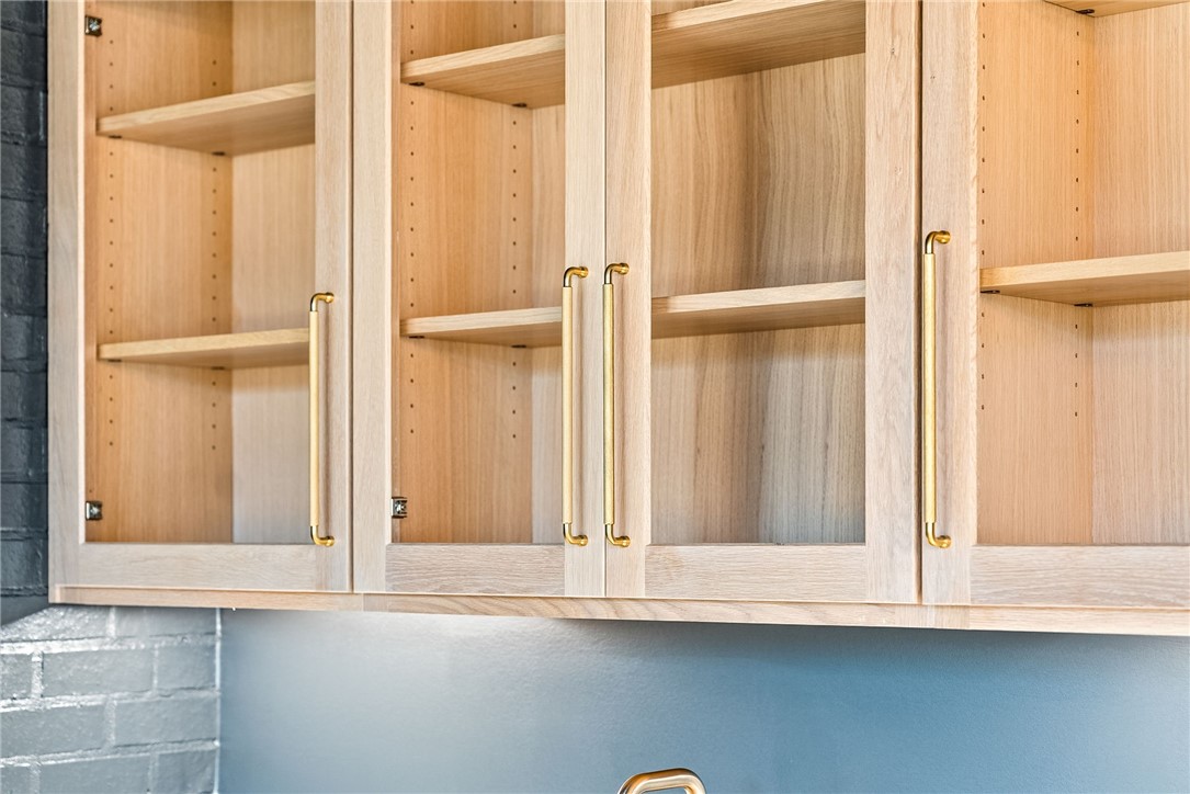 800 SUMMERLIN CIRCLE