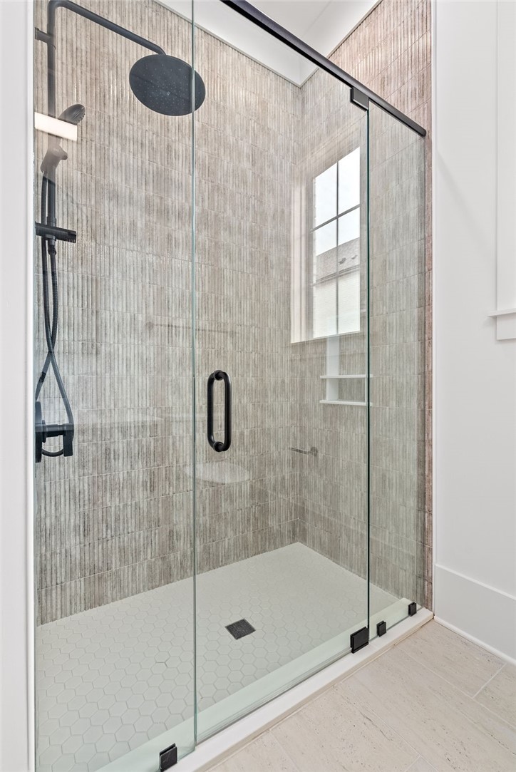 800 SUMMERLIN CIRCLE