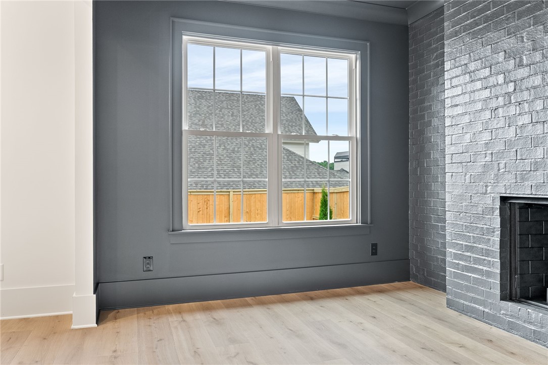 800 SUMMERLIN CIRCLE