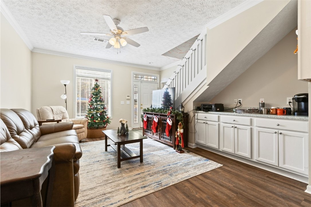 413 JACK HAMPTON DRIVE