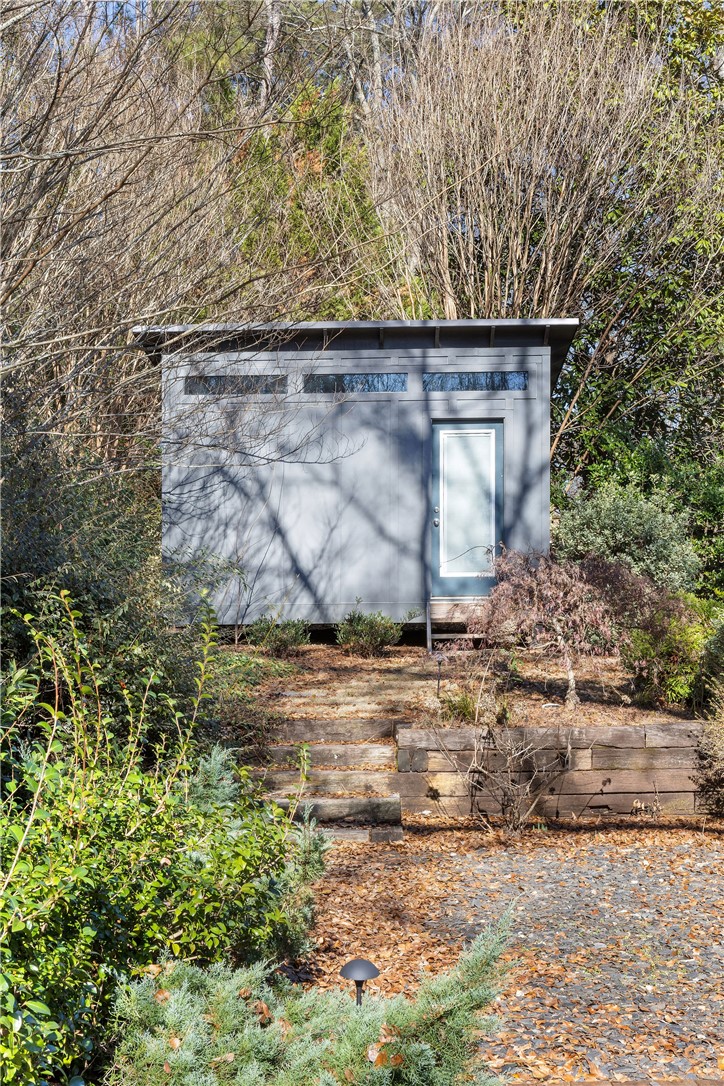 863 CAHABA DRIVE