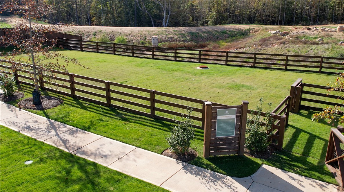 3222 BRADLEY LANE