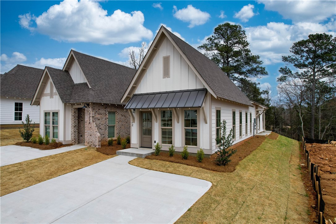 3222 BRADLEY LANE