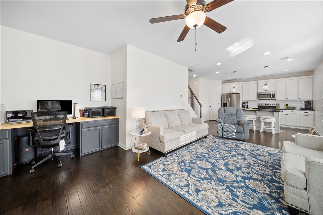 1626 CREEKSTONE DRIVE