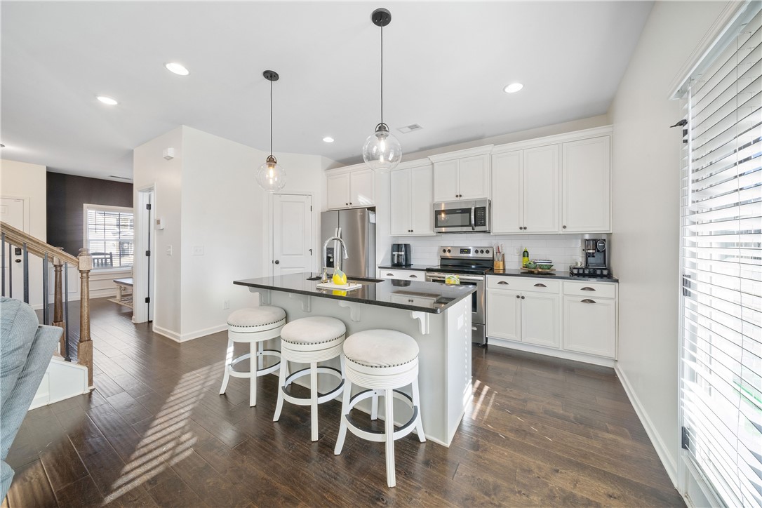 1626 CREEKSTONE DRIVE