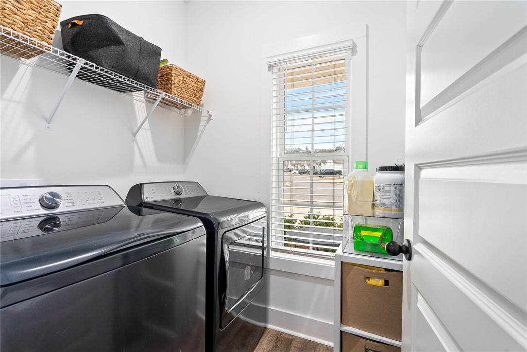 1222 WOODLAND CIRCLE