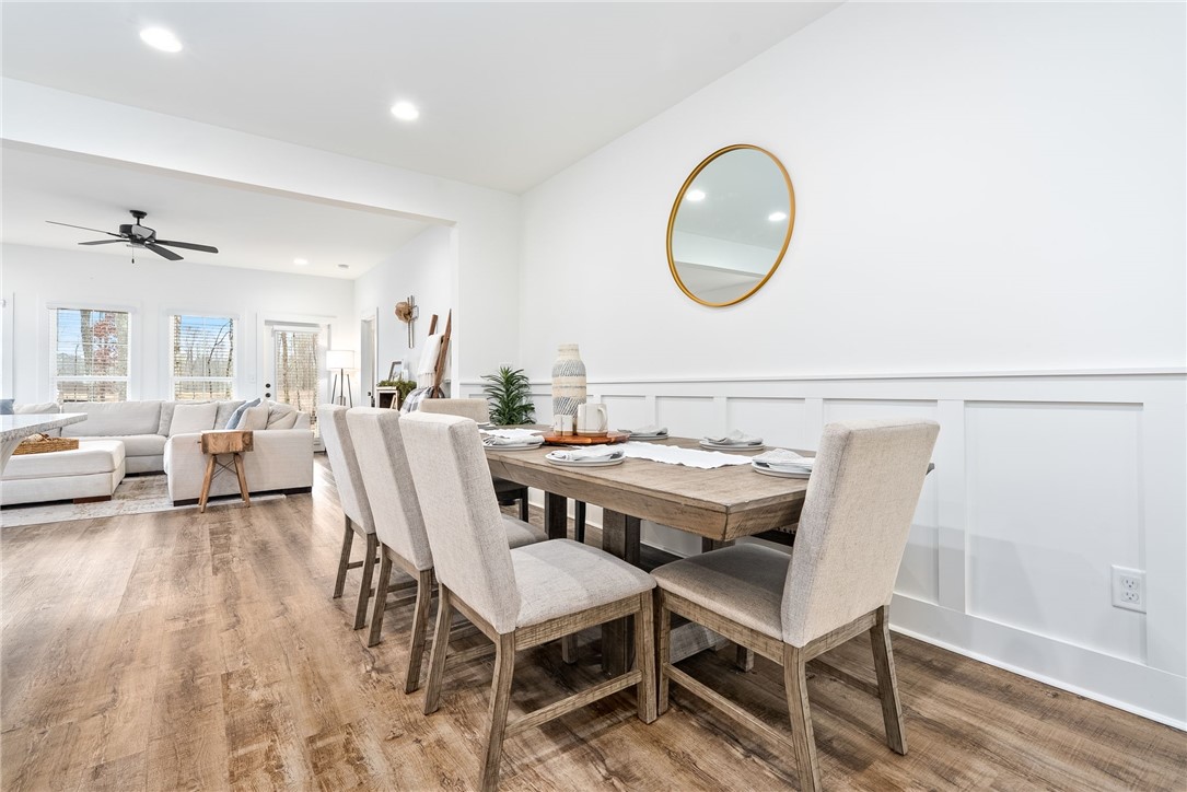 1222 WOODLAND CIRCLE