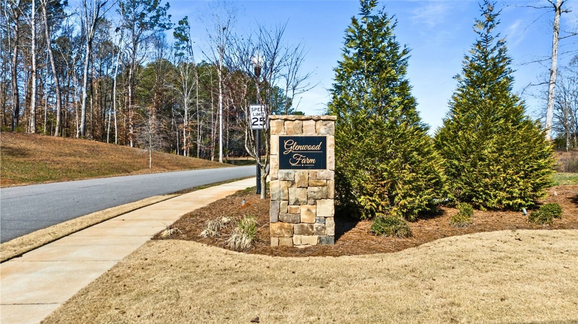 4045 GLENWOOD COURT