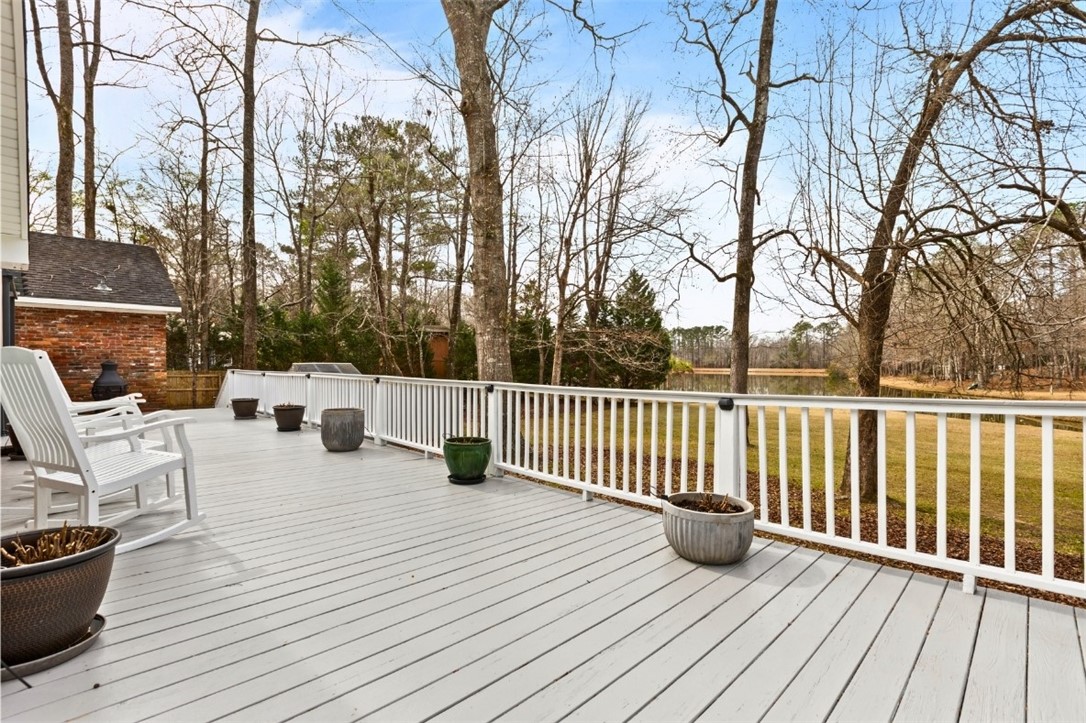 513 CROSS CREEK ROAD