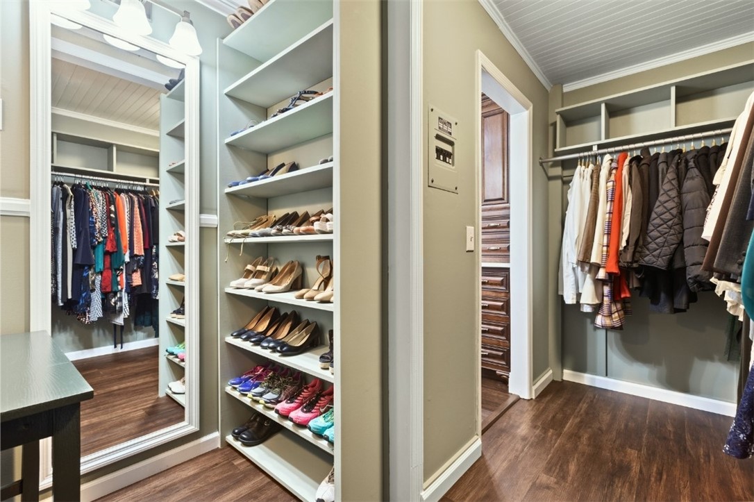 513 CROSS CREEK ROAD