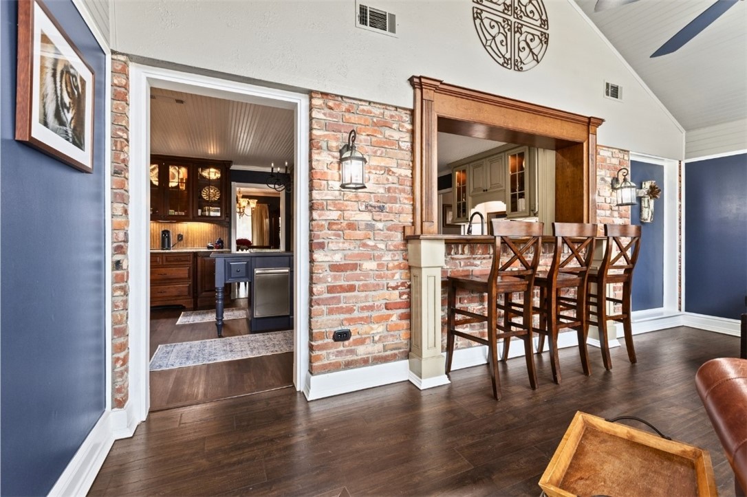 513 CROSS CREEK ROAD