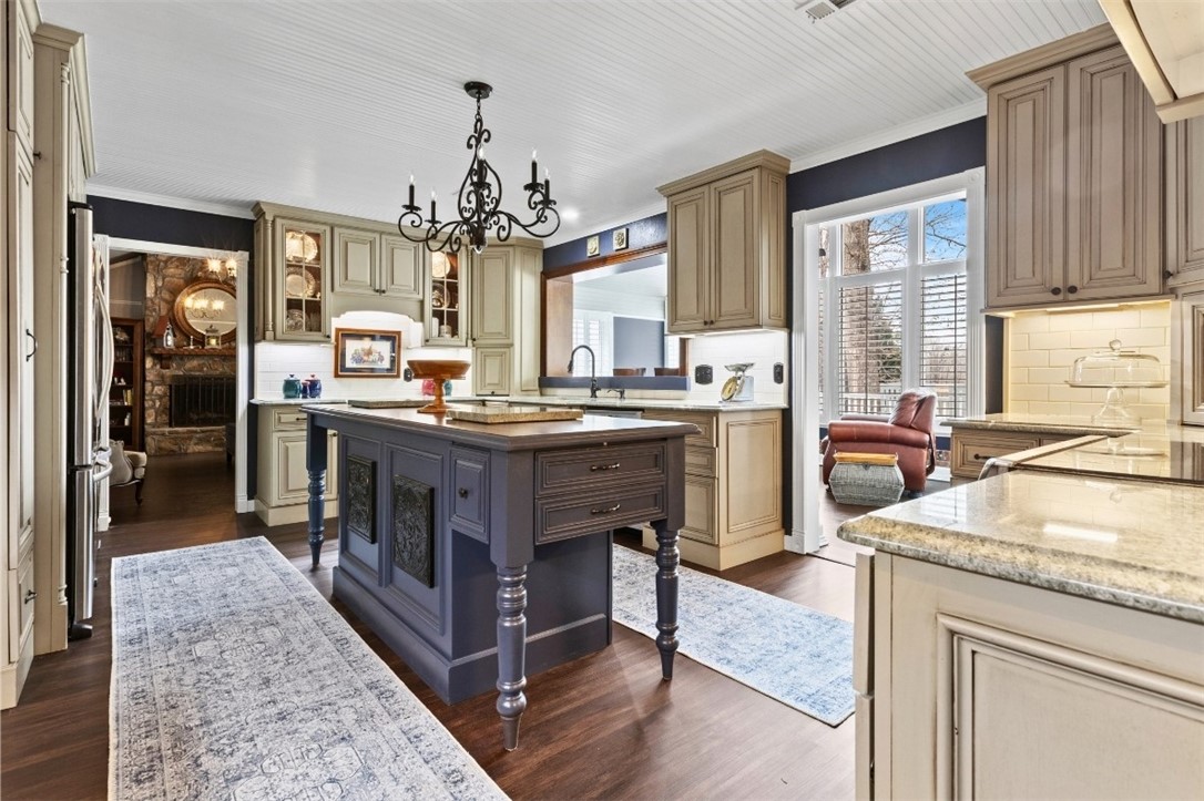 513 CROSS CREEK ROAD