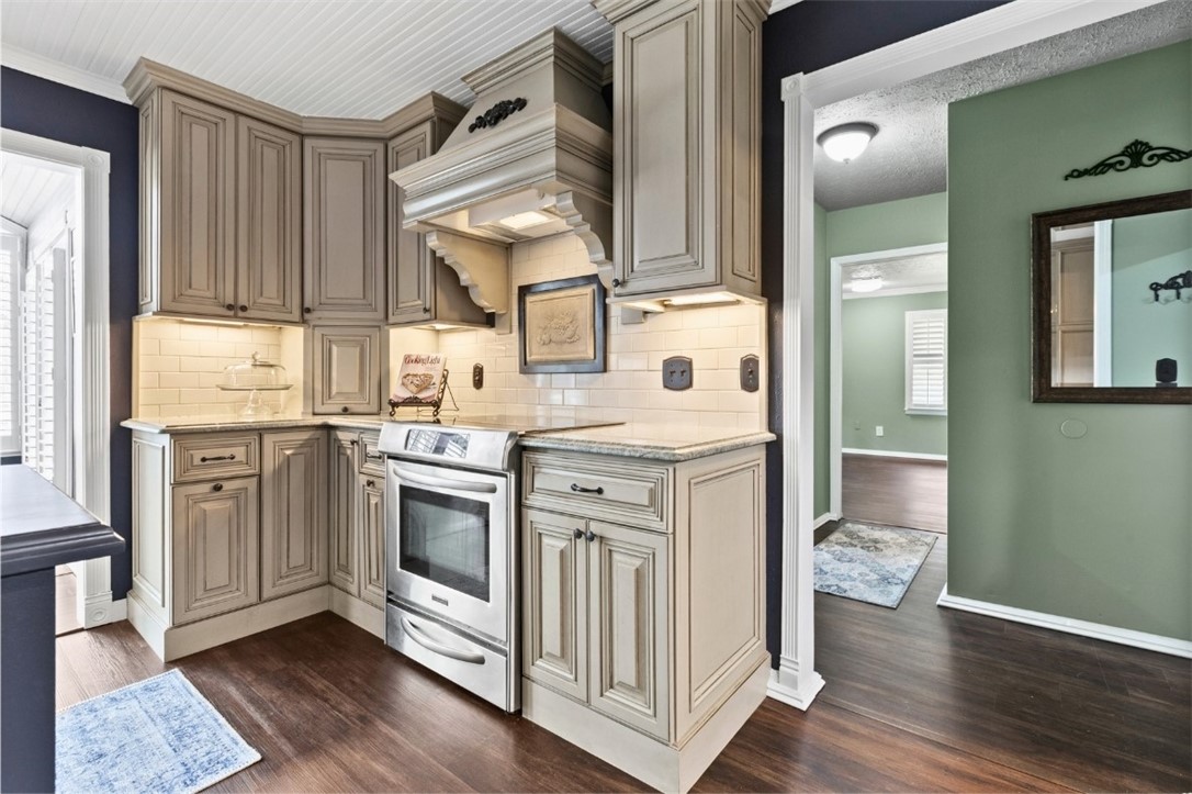 513 CROSS CREEK ROAD