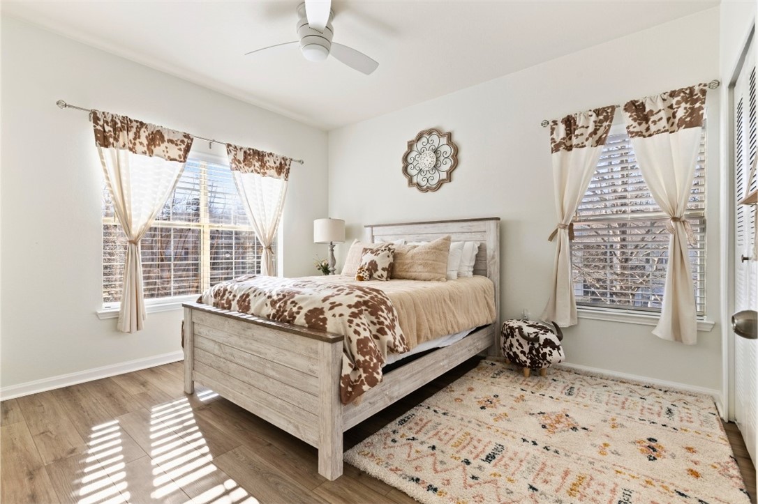 447 W LONGLEAF DRIVE 1004