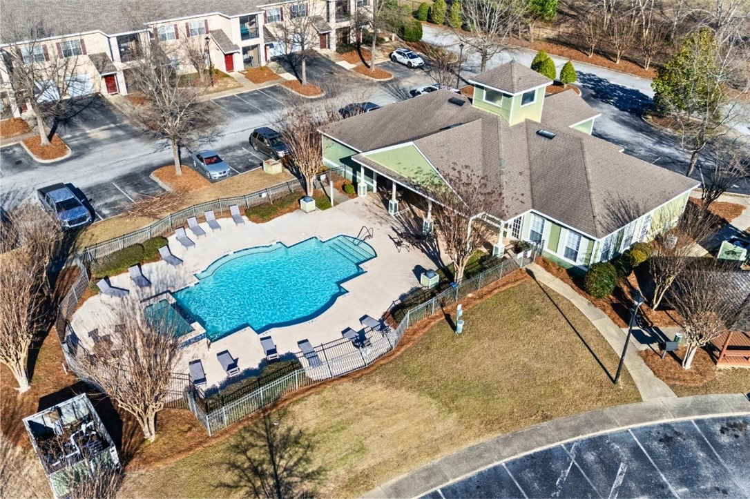 447 W LONGLEAF DRIVE 1004