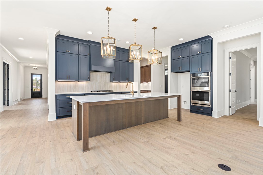 823 SUMMERLIN CIRCLE