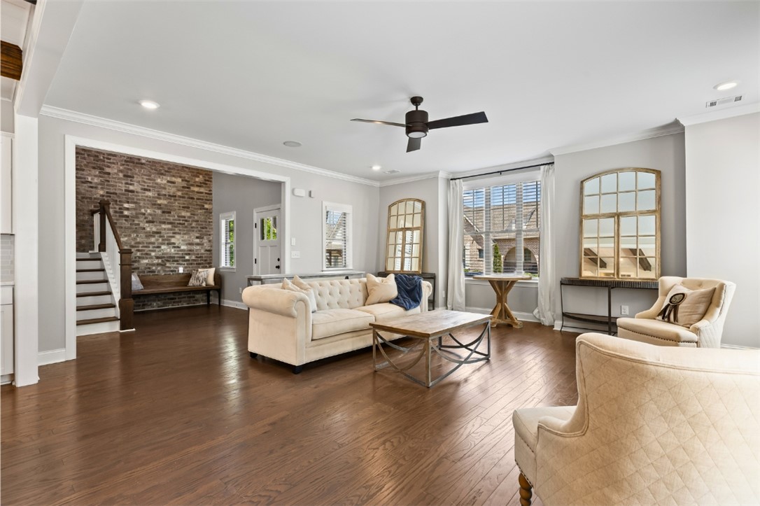 1599 JEMISON PLACE