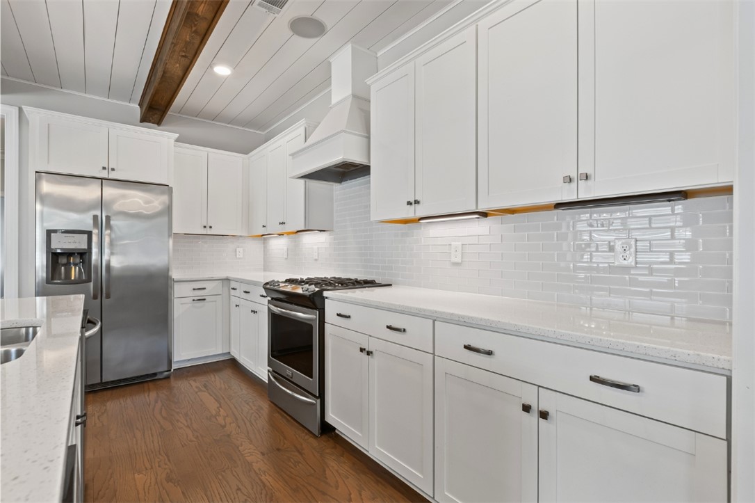 1599 JEMISON PLACE