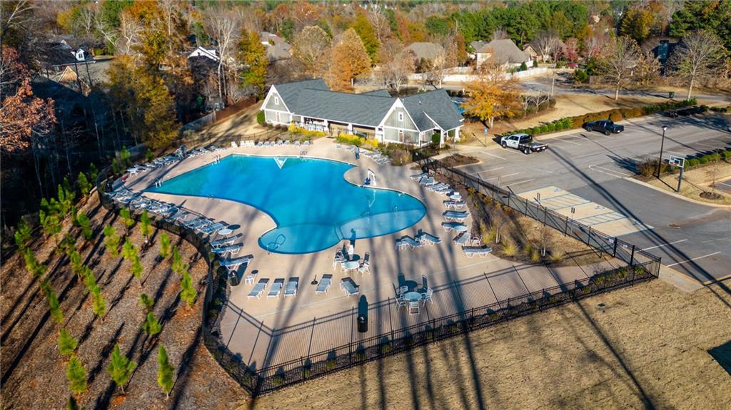 1307 GARRETT LANE